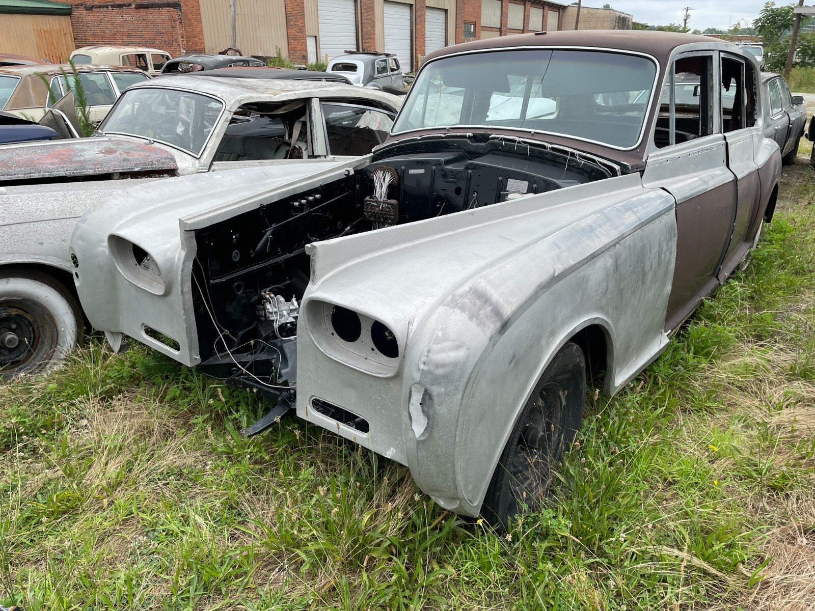 ROLLS ROYCE SILVER CLOUD BENTLEY FUEL PIPE. THE WORLDS LARGEST USED INVENTORY