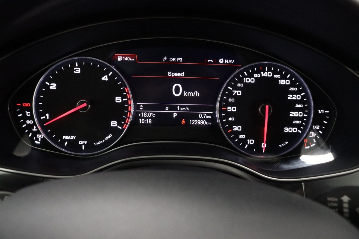 Audi A6 3,0 TDi 218 Avant S-tr.