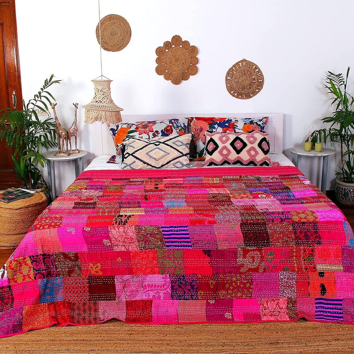 Indian Patchwork Bedspread Handmade Pink Kantha Quilt Silk King Size Blanket