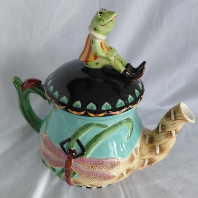  FROG and DRAGONFLY TEAPOT Ceramic MAJOLICA HOUSE of HATTEN by PEGGY F. HERRICK