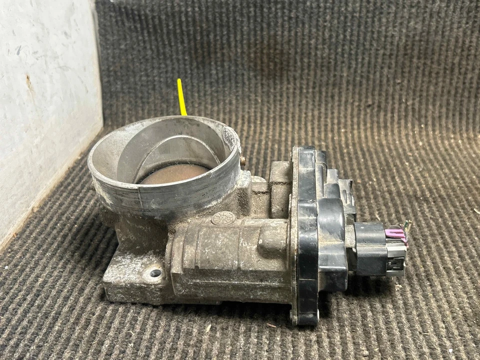 Fits 2003-2007 Chevy Silverado Throttle Body OEM:12570800 Foto 2 de 4
