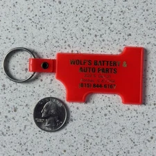Wolf's Battery & Auto Parts Pontiac Illinois Keychain Key Ring #50705