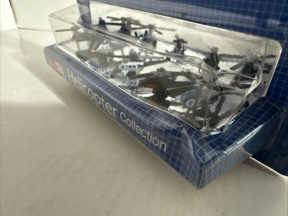 Helicopter #26 Micro Machines 1988 Vintage Bell Huey Seaking Twin Blade New Rare - Image 3 of 4