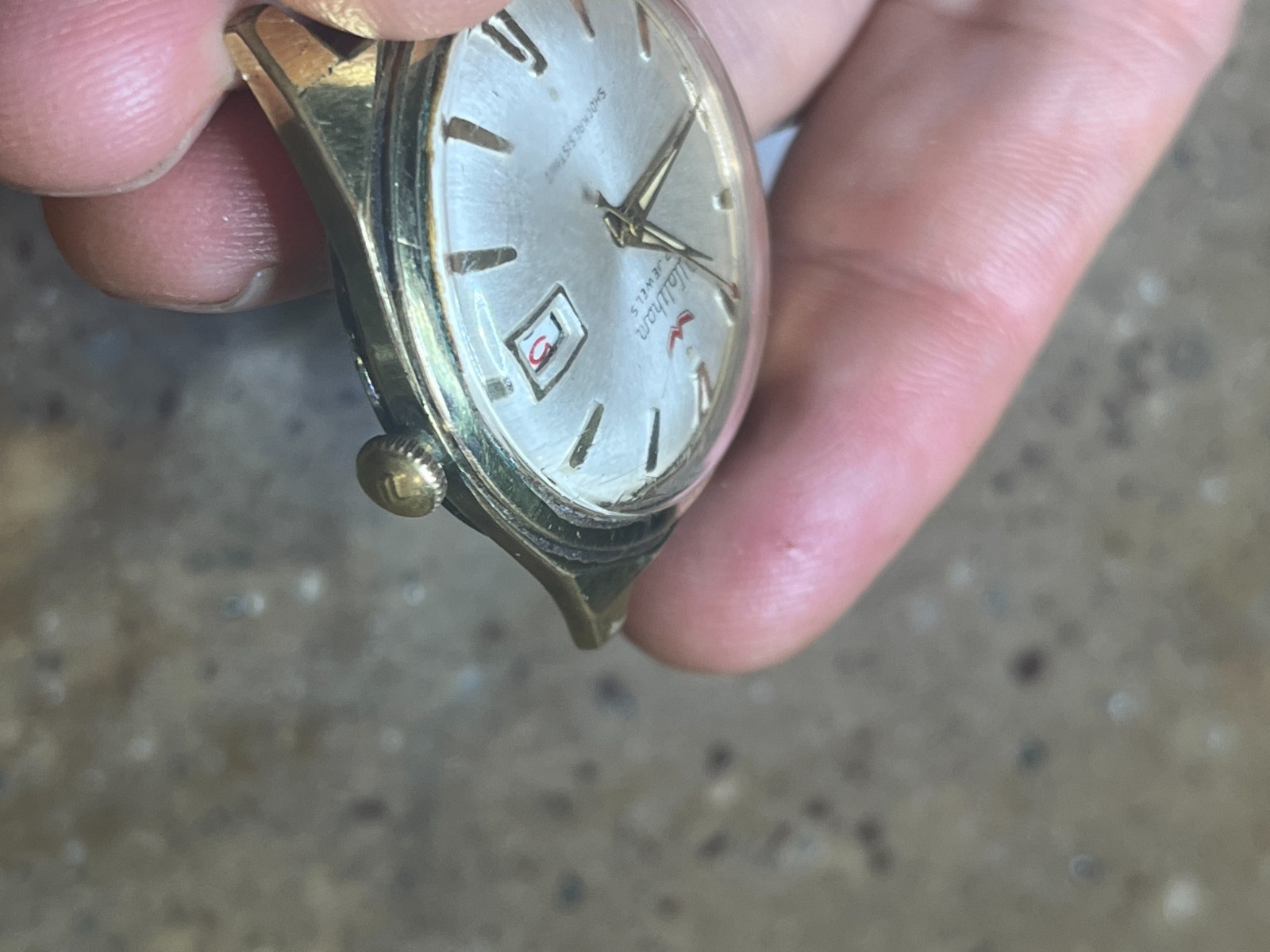 Vintage Waltham 17 Jewel Swiss Made Men’s Wristwatch – Ticks, For Repair/Project