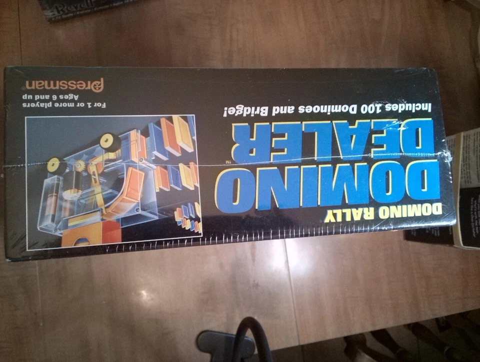 Domino Rally DOMINO DEALER 1992 Pressman Brand New Mint! Sealed #9515 Motorized - Image 2 of 4