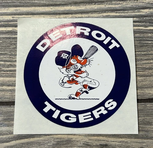 Vintage 1970's Detroit Tigers Sticker Baseball 3" SWINGING TIGER MLB
