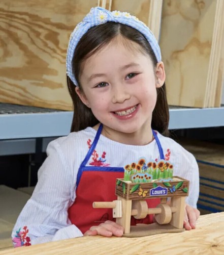 Lowe’s Pop-up Flowers Flower Box DIY Kids Workshop Kit With Patch May 2023 - Picture 2 of 6