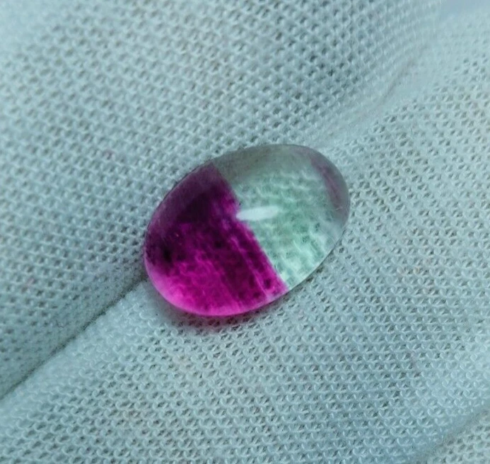 Raro cabujón de fluorita, cabujón de fluorita redondo de 10x14 mm, fluorita transparente. Foto 2 de 4