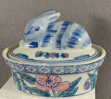 Ben Rickert Porcelain Rabbit Covered bowl  5" blue oval lid dish trinket candy