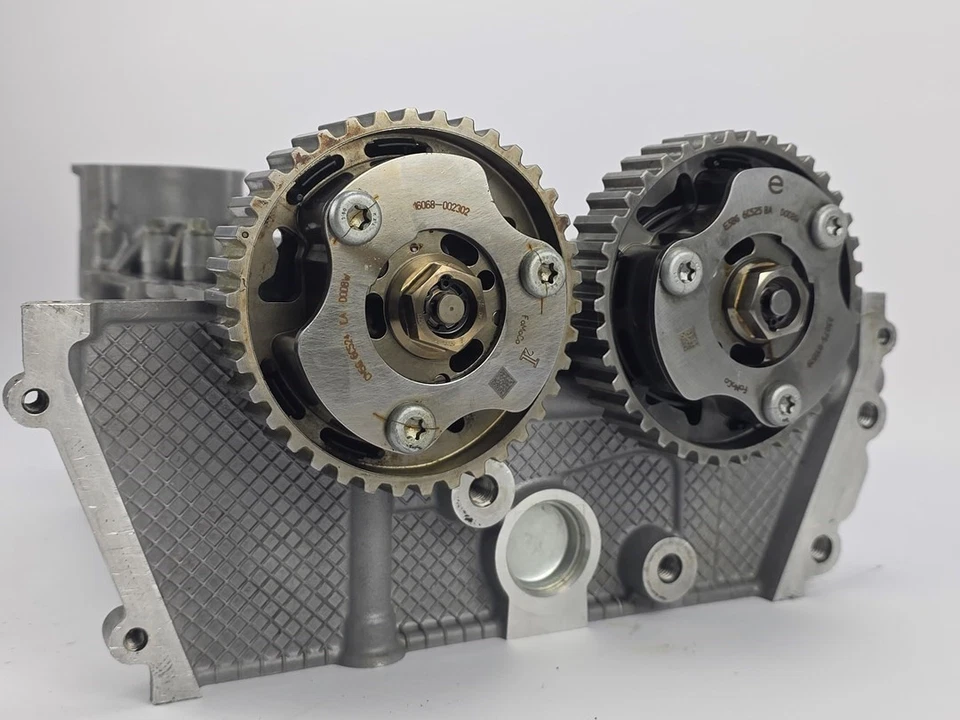 Complete cylinder head Ford 1.0 Ecoboost with camshafts - Image 4 of 4