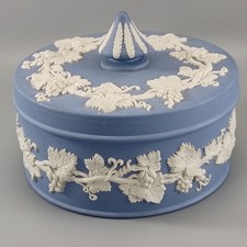 Wedgewood Jasper Wear Blue & White Trincket pot Jewelry Box 5" Grapevine LotJ9