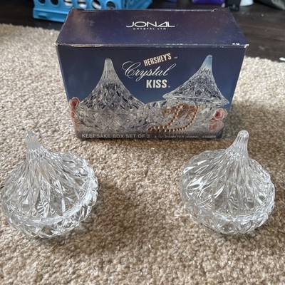 Hershey s Crystal Kiss Keepsake Box Set of 2 KS6006 3 1/8  Candy Dish w/ Box
