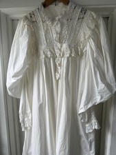 Antique White Cotton Lace Long Frantic Sleeve Dress Nightgown