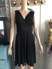 Woman’s Dress Design By Ronni Nicole Size 8P