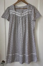 Aria Collection Gray Floral Sz M Nightgown Pleated Prairie Cottagecore