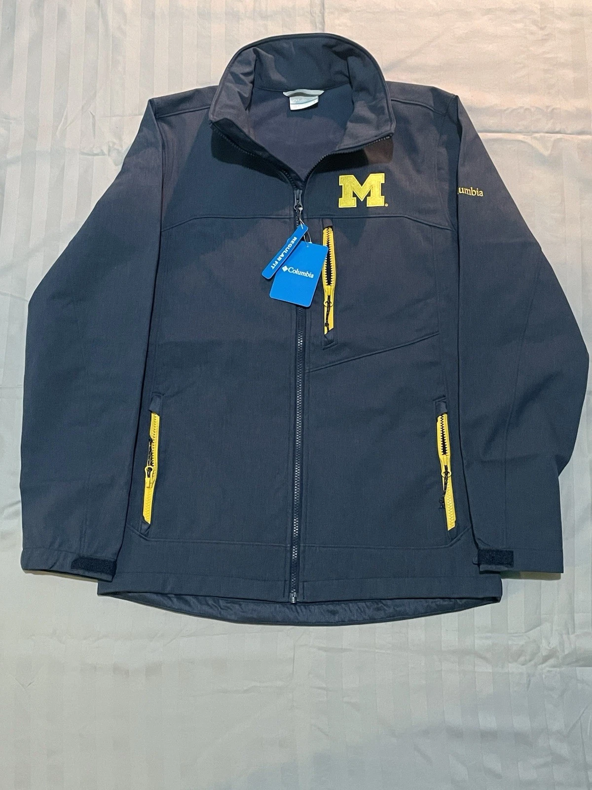 Columbia Ascender Softshell Jacket SMALL- Michigan