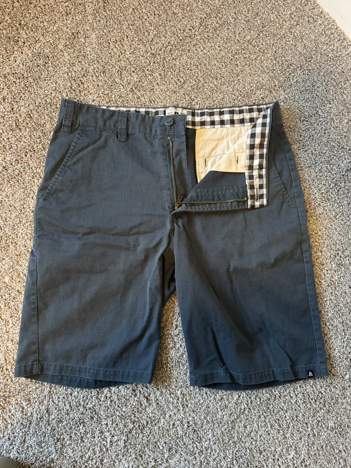 Matix Men’s Chino Shorts 34 Blue Zipper Pockets RN 99094 Summer Vacation - Image 4 of 4