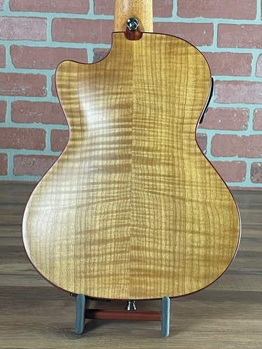Lanikai Flame Maple Thin Tenor Acoustic-electric Ukulele - Picture 8 of 10