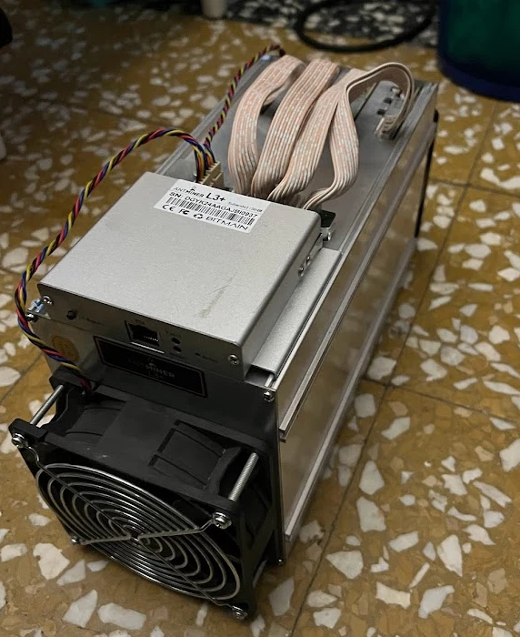 Bitmain Antminer L3+ 504Mh/s ASIC Diffettoso - Immagine 2 di 2