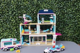 LEGO&reg; Friends 41318 Heartlake Hospital Incomplete! Built As Shown W/Instructions