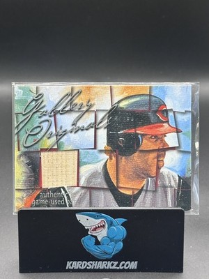 Adam Dunn 2003 Topps Gallery Game Used Bat Relic #GO-AD