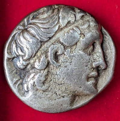 Cleopatra VII Thea Neotera, 51-30 BC - BI Tetradrachm Dated RY 14 (39/38 BC) LI 