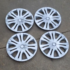 Set of 4 Replacement Hubcap Wheelcover for Corolla Sienna Camry Matrix 16 inch
