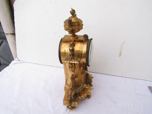 ancienne horloge en bronze de style louis 16 - Foto 9 di 9