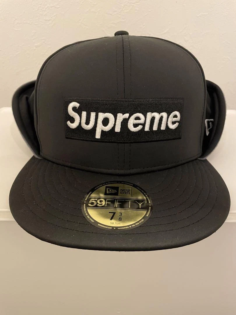 CHAPEAU LOGO ERA Supreme WINDSTOPPER Earflap Box 7 3/8
