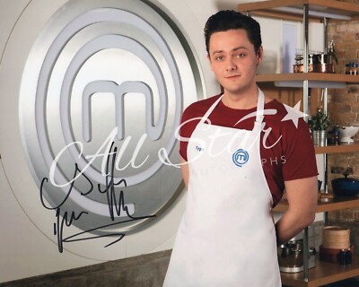 MASTERCHEF - Tyger Drew-Honey signiertes Foto 01 (SCHT)