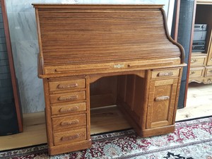 Rare Antique Roll Top Desk Solid Oak Quarter Sawn Wooten Style