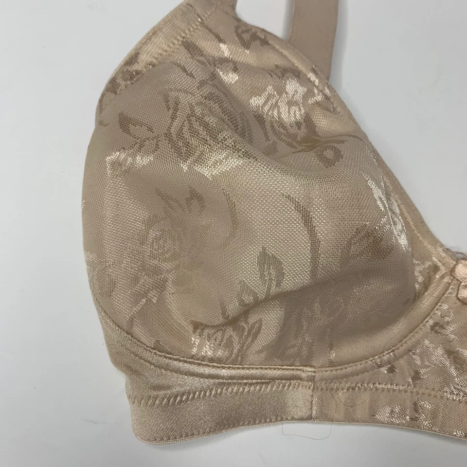 Sujetador de copa suave moldeado sin cables Naturana 5223 nude, 34 DD precio de venta sugerido por el fabricante 54,00 USD Foto 3 de 4