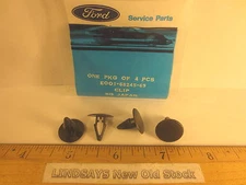 4 PCS IN 1 UNOPENED FORD BAG "CLIP" BUTTON PART EOO1-68245-69 NOS FREE SHIPPING