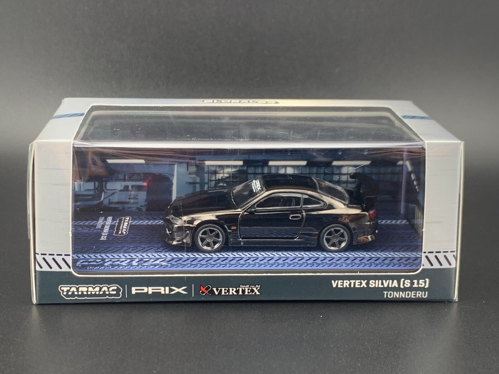 Foto 1 di 3