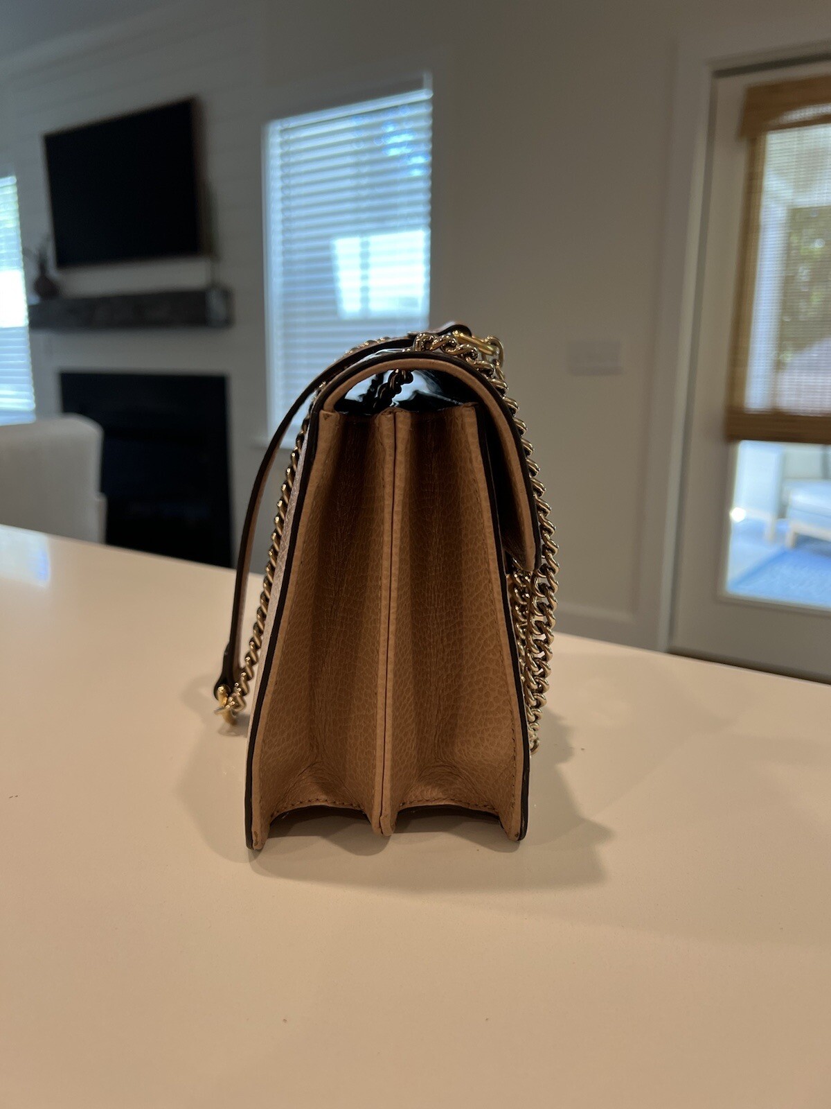 Gucci Interlocking Small Leather Shoulder Bag Wom… - image 5