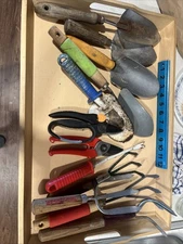 11 Piece Set Of Hand Garden Tools