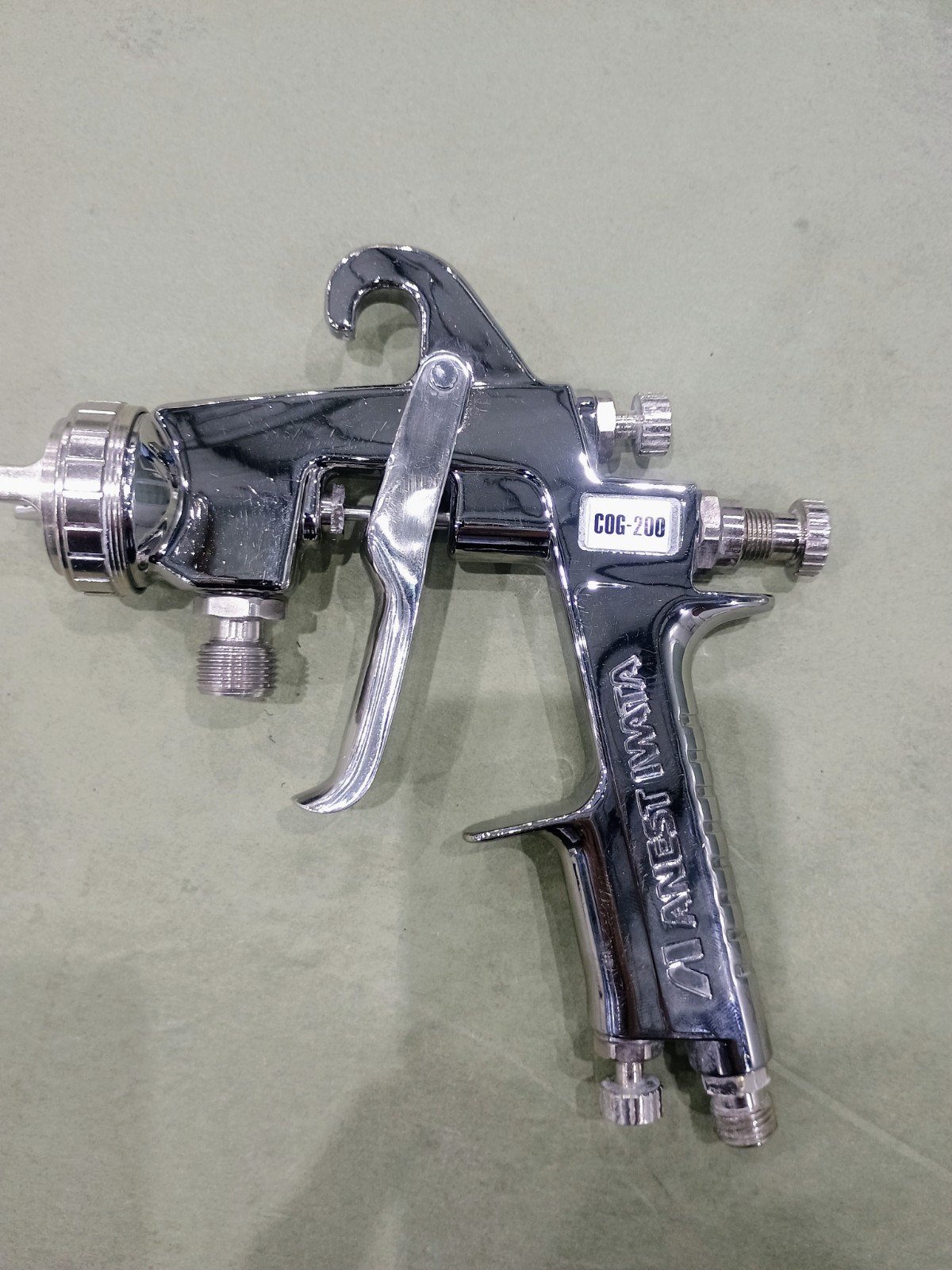 Anest Iwata 7606 COG-200-18S Adhesive Siphon Spray Gun, 1.8 mm Nozzle