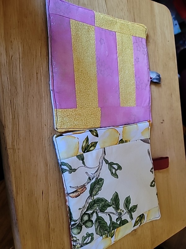 Pot Holders Set Of 2 Pieced Pot Holders