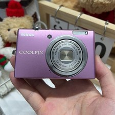 Nikon COOLPIX S570 CCD Digital Camera 12MP 5x Optical Zoom Pink Built-in Flash