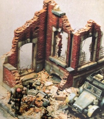 Verlinden 108 1/35 Ruined Mansion plus BONUS