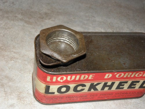 RARE tin OIL CAN lockheed n5 old vintage auto car Sports car transports antique - Picture 2 of 5