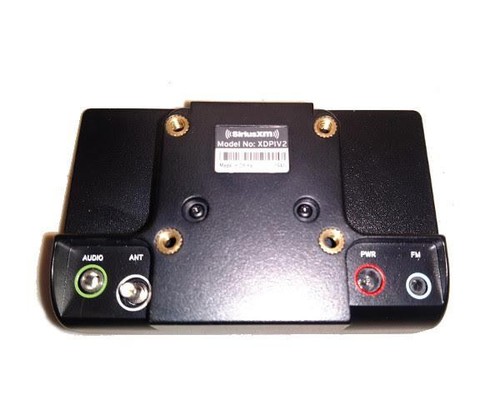 XDPIV2 XM PowerConnect Vehicle Docking Station for Onyx, Xpress, and Edge Radios - Afbeelding 2 van 2