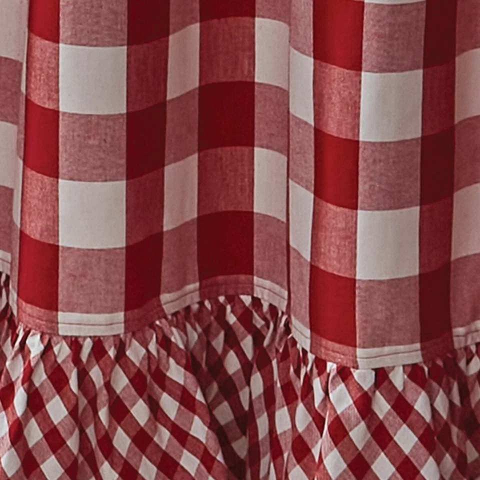 Wicklow 红色褶皱浴帘乡村小屋农舍原始公园 — 第 3/3 张图片