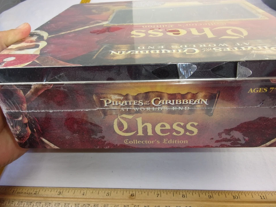 NEW PIRATES of the CARIBBEAN at Worlds End Chess Game 2007 COLLECTORS EDITION - Image 3 of 4