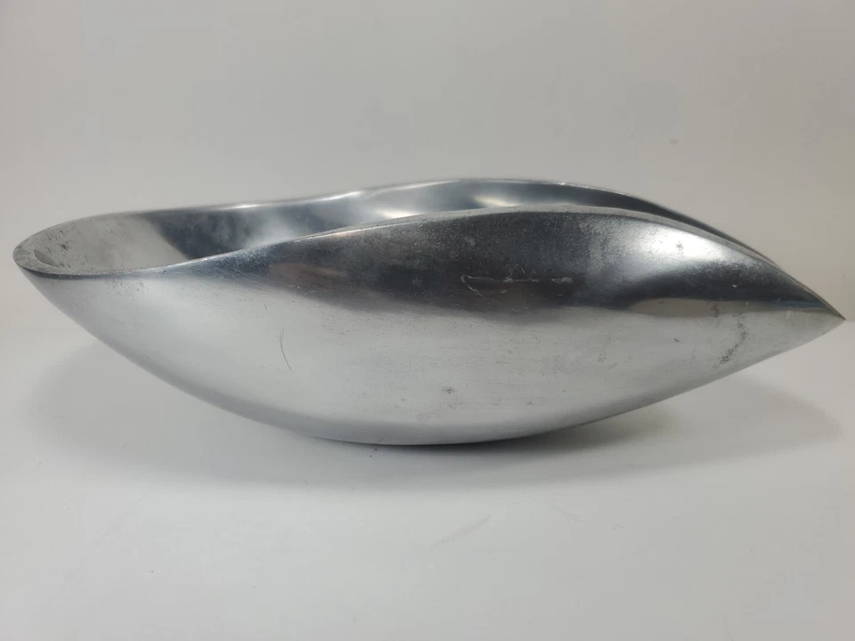 Centro de mesa decorativo Pottery Barn INFINITY plateado de metal pesado decoración 12" L Foto 4 de 4