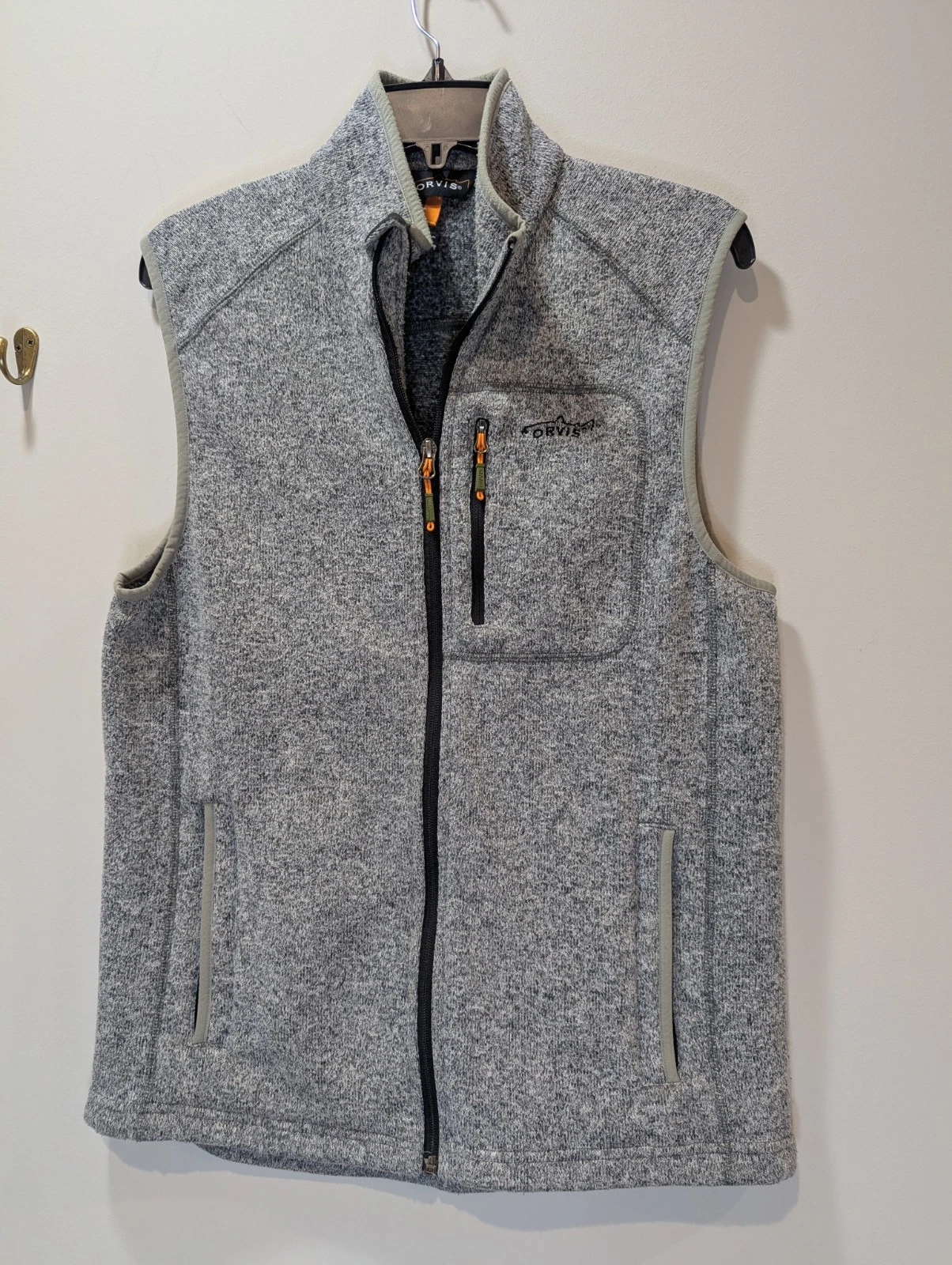 Orvis R65 Heathered Gray Sweater Fleece Vest Recycled Material Size M