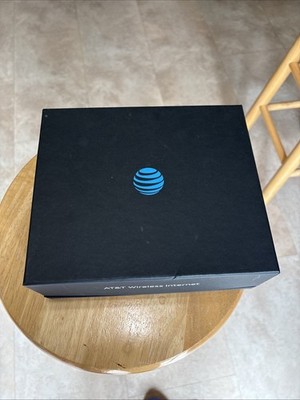 AT&T Wireless Internet Modem IFWA 40 Mobile 4g LTE Wi-Fi Hotspot - Black (NEW)