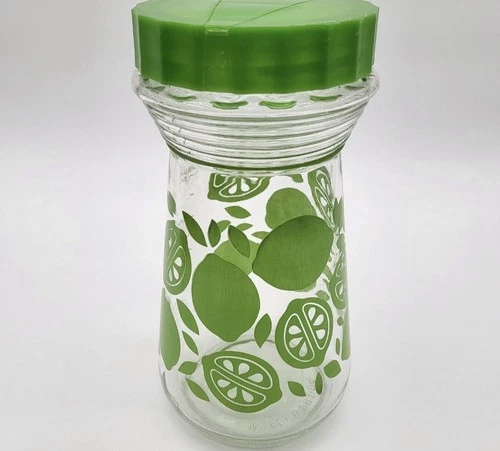 Vintage Pyrex Green Lime Juice Mixer Glass Pitcher/Carafe Plastic Pour Lid 24 Oz