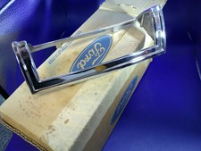 Nos Oem 1977 - 1979 Ford Thunderbird Park Light Turn Signal Chrome Bezel Housing Nos Oem 1977 - 1979 Ford Thunderbird Park Light Turn Signal Chrome Bezel Housing