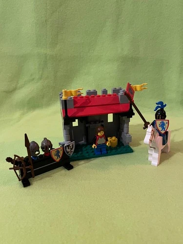 LEGO 6041 Castle Lion Knights Cupid Shop with original instructions